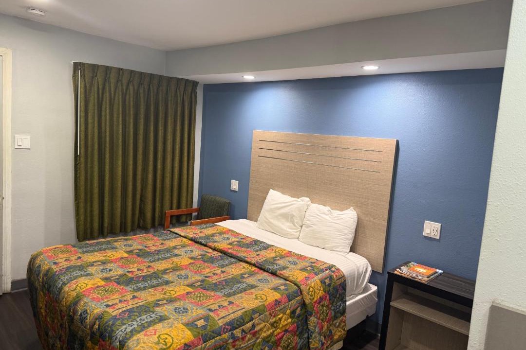 Photo of Bedroom in Bishop