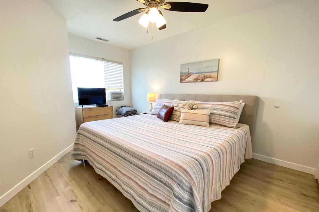 Photo of Bedroom in Harbor Village