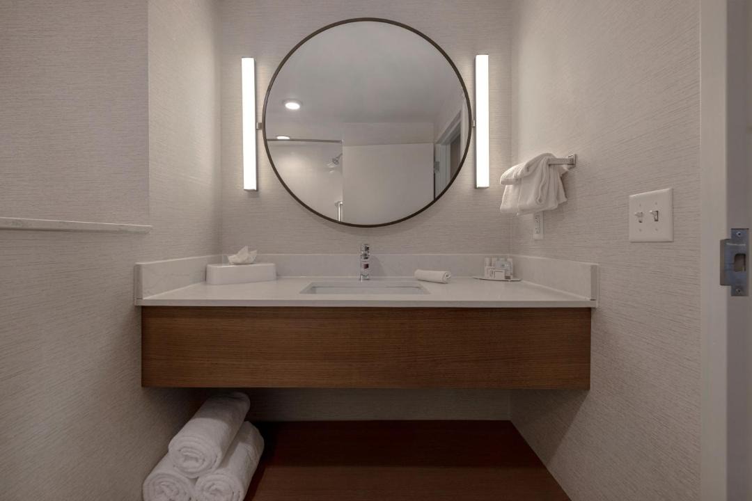 Photo of Bathroom in Dupont