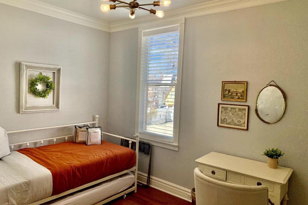 Photo of Bedroom in Nob Hill