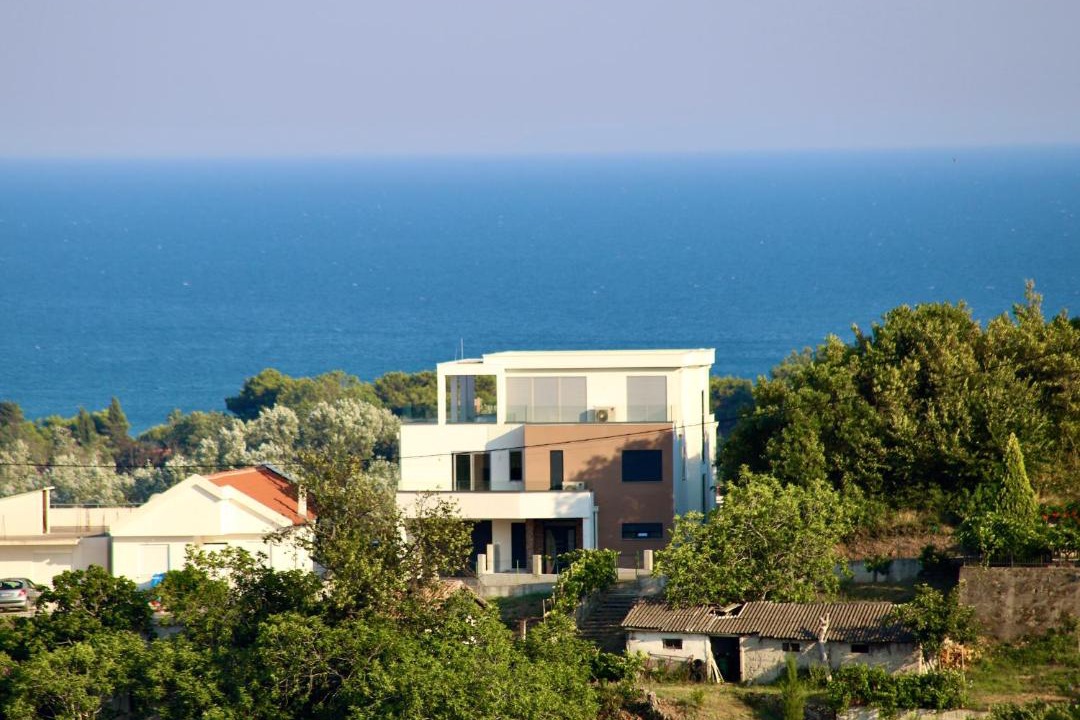 Photo of Others in Gjerana