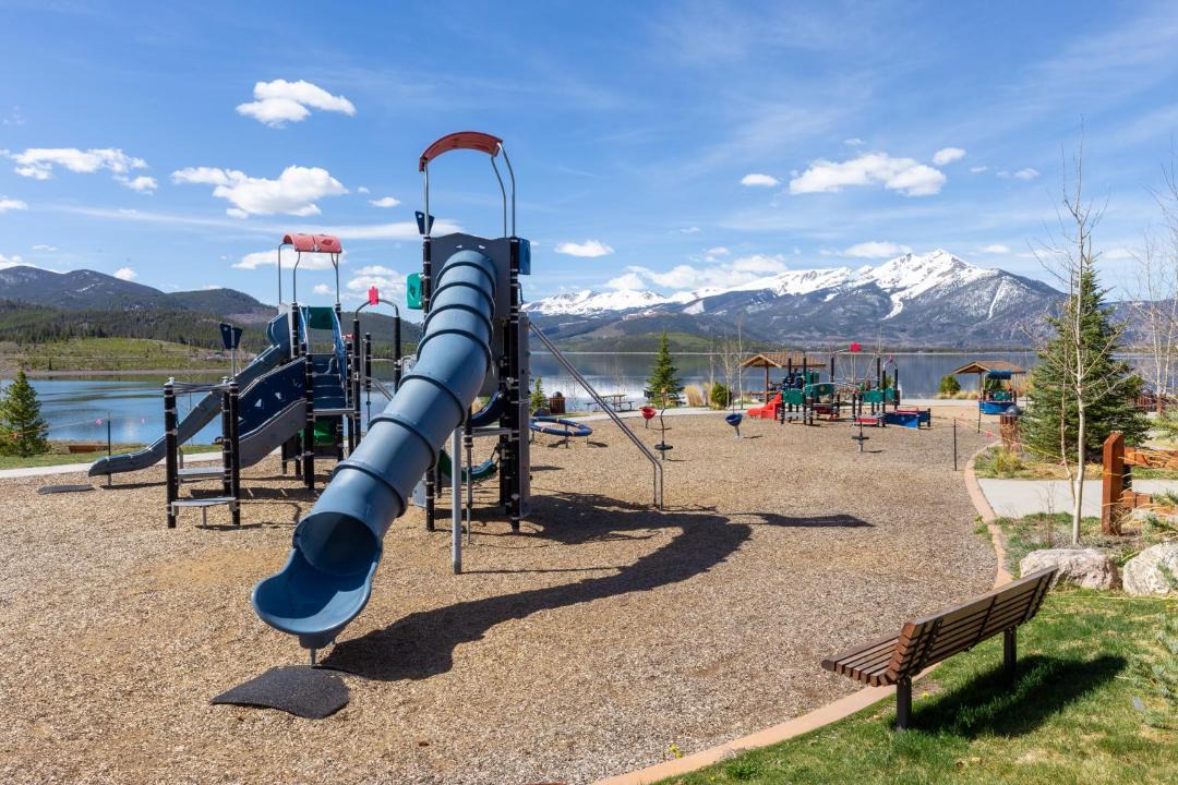 Photo of Others in Dillon