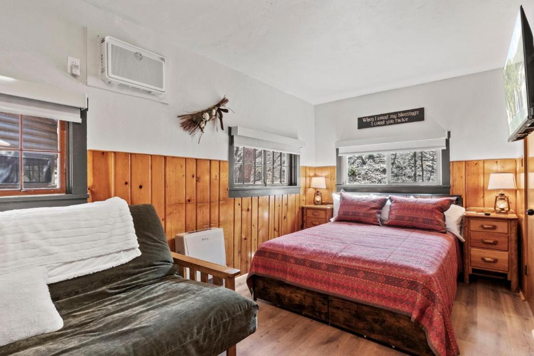 Photo of Bedroom in Colorado Springs