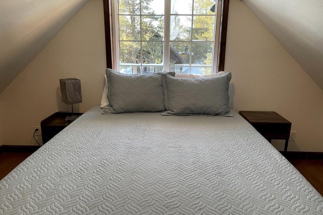Photo of Bedroom in Island Park