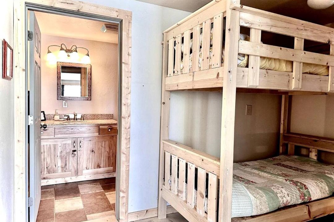 Photo of Bedroom in Whitehall