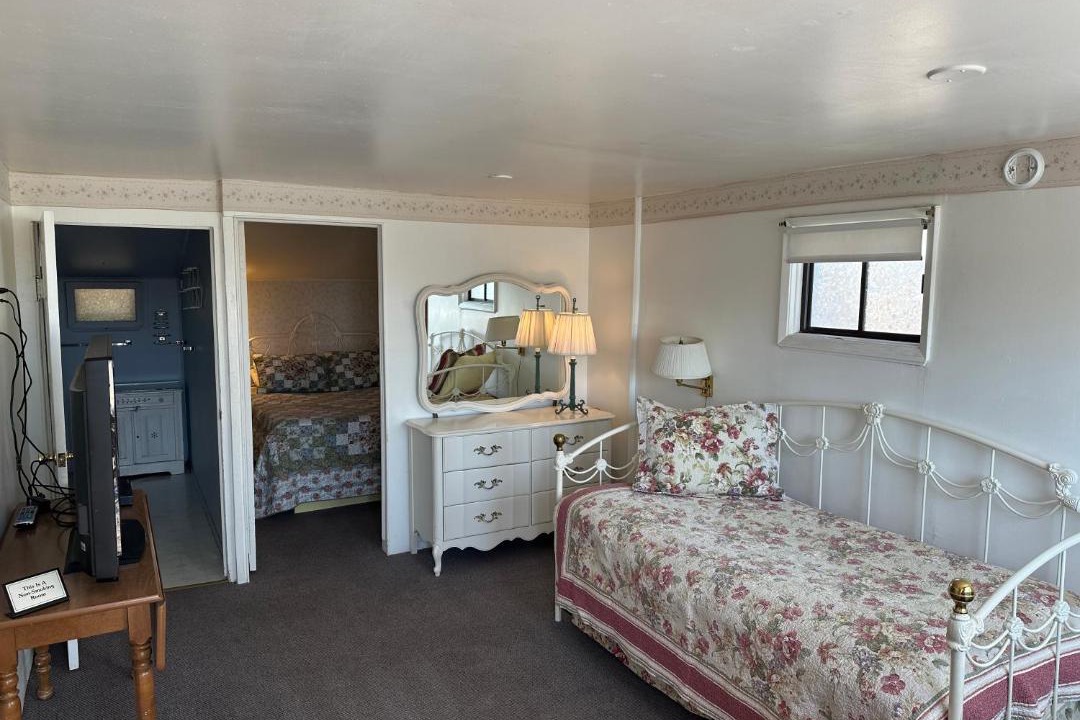 Photo of Bedroom in Lakeside