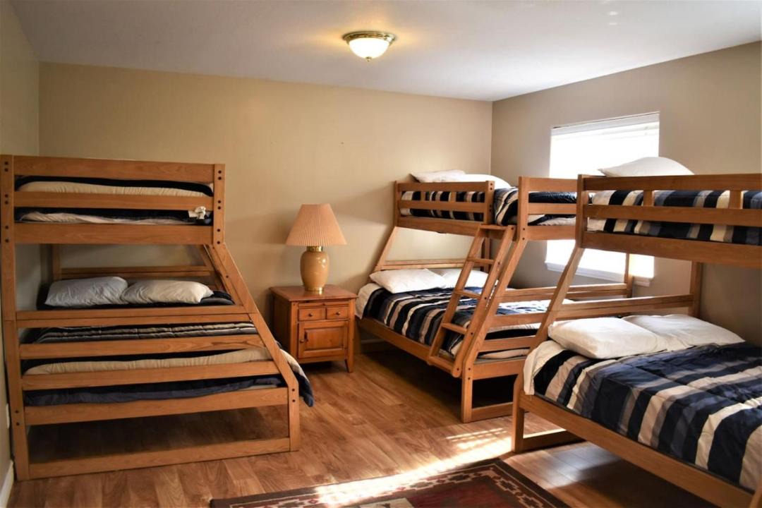 Photo of Bedroom in Harbor Village