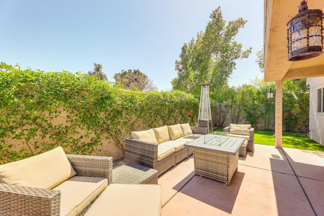 Photo of Patio Balcony in Val Vista Lakes