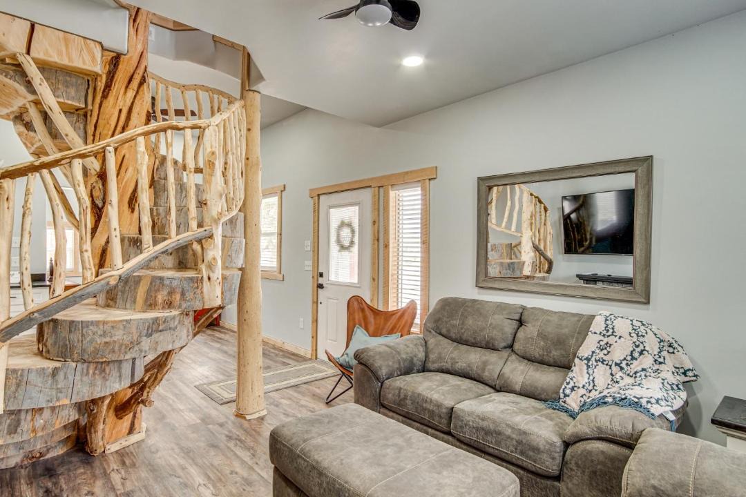 Photo of Others in Circleville