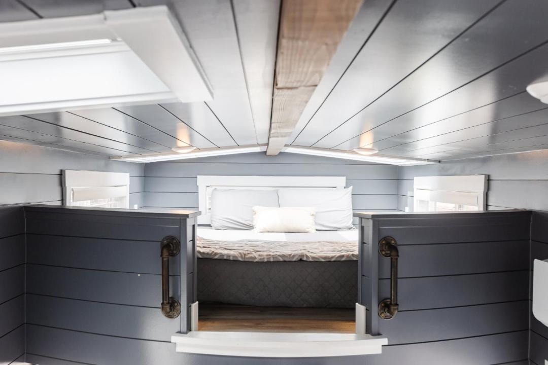 Photo of Bedroom in Apple Valley