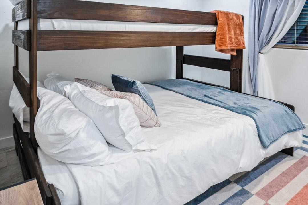 Photo of Bedroom in Lake Havasu City