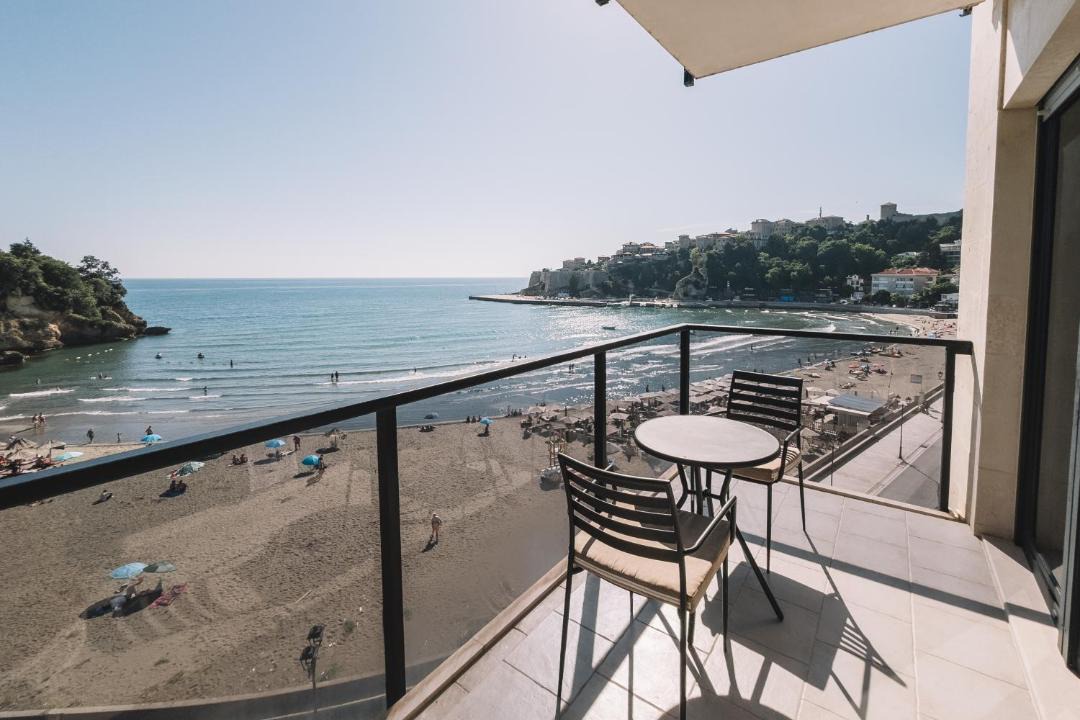 Photo of Patio Balcony in Rana