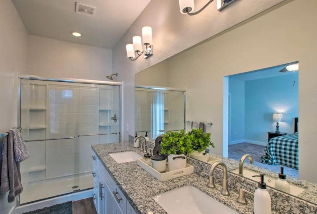 Photo of Bathroom in East Mesa