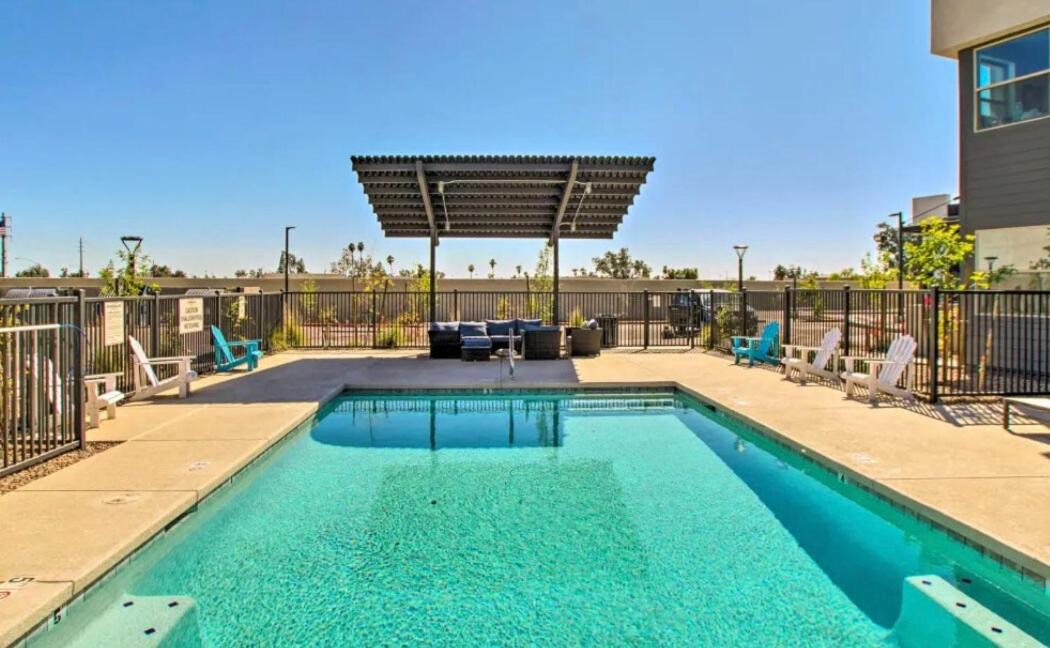 Photo of Others in East Mesa