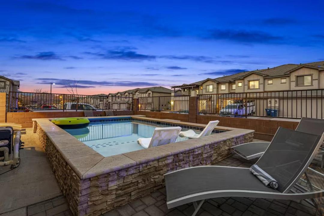 Photo of Patio Balcony in Hurricane
