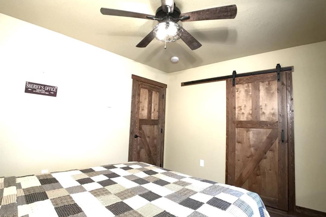Photo of Bedroom in Island Park