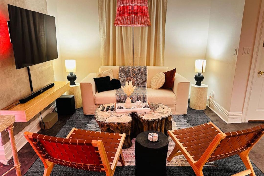 Photo of Livingroom in Baker