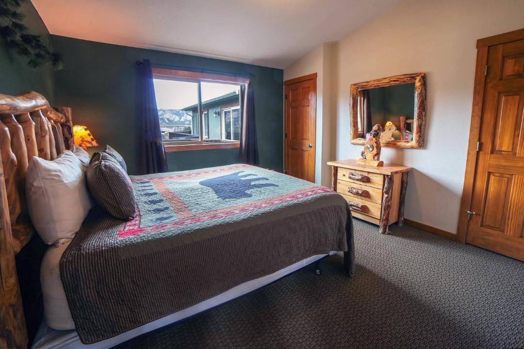 Photo of Bedroom in Estes Park