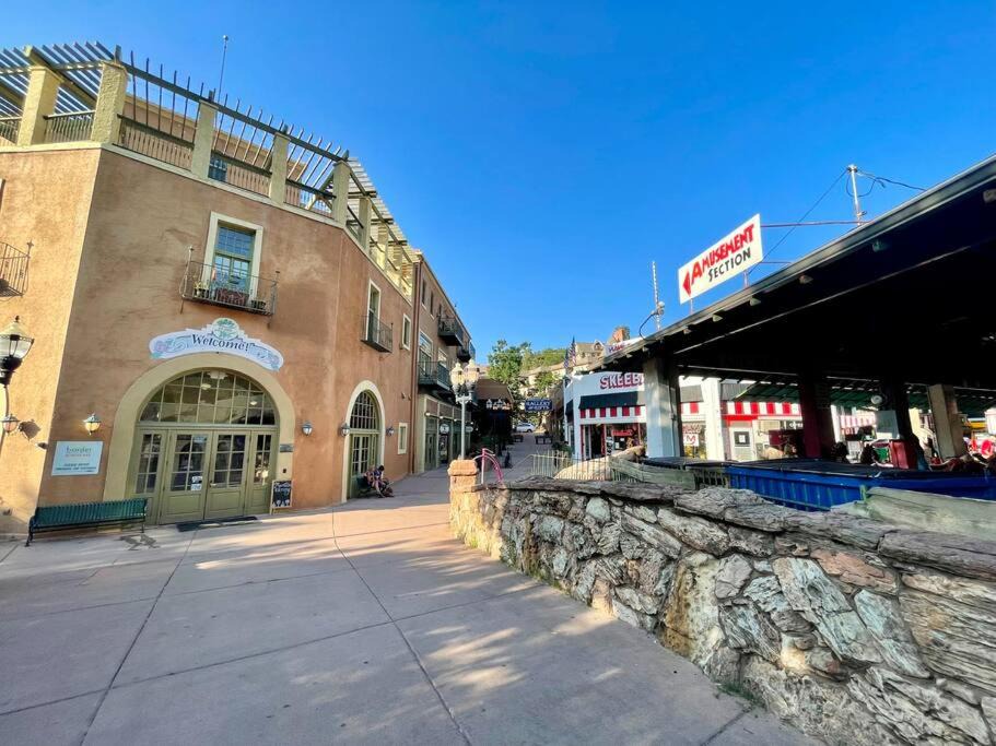 Photo of Others in Manitou Springs Historic District