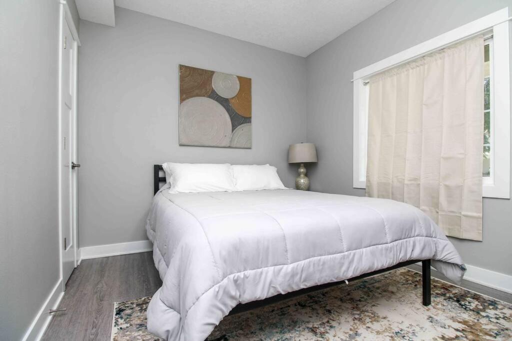 Photo of Bedroom in Des Moines