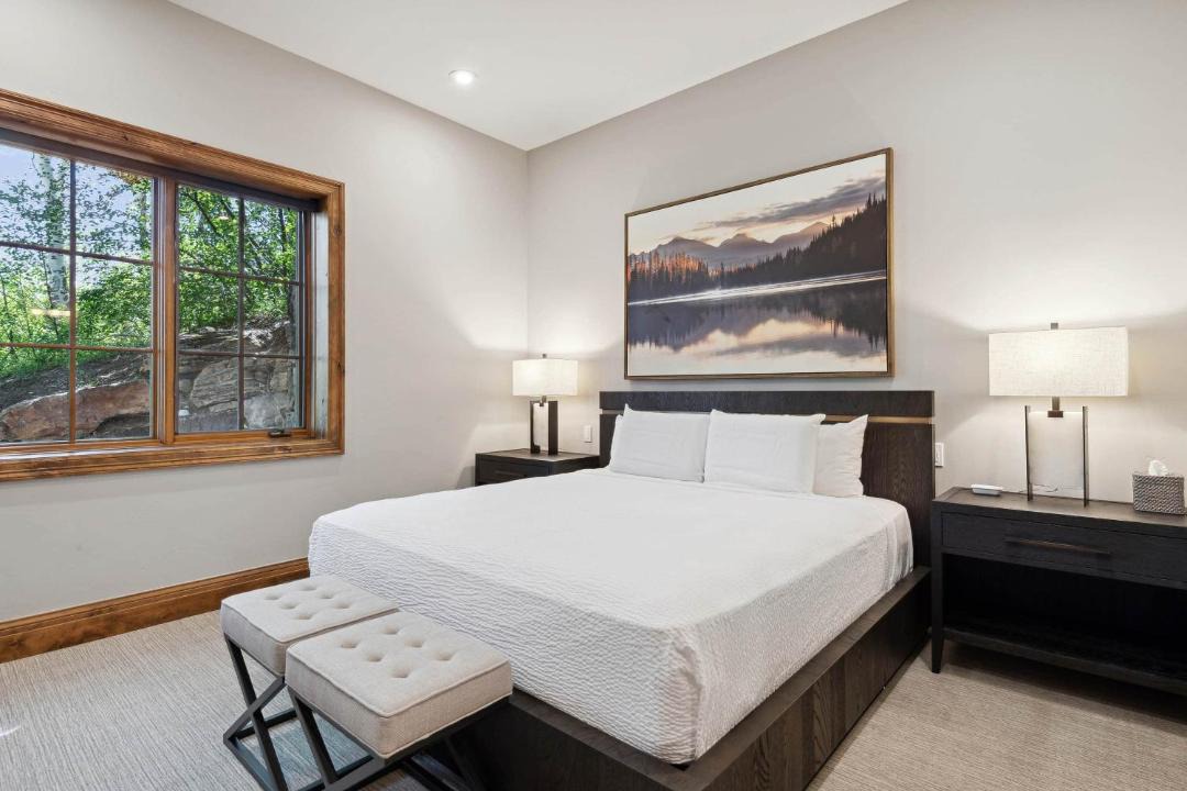 Photo of Bedroom in Avon