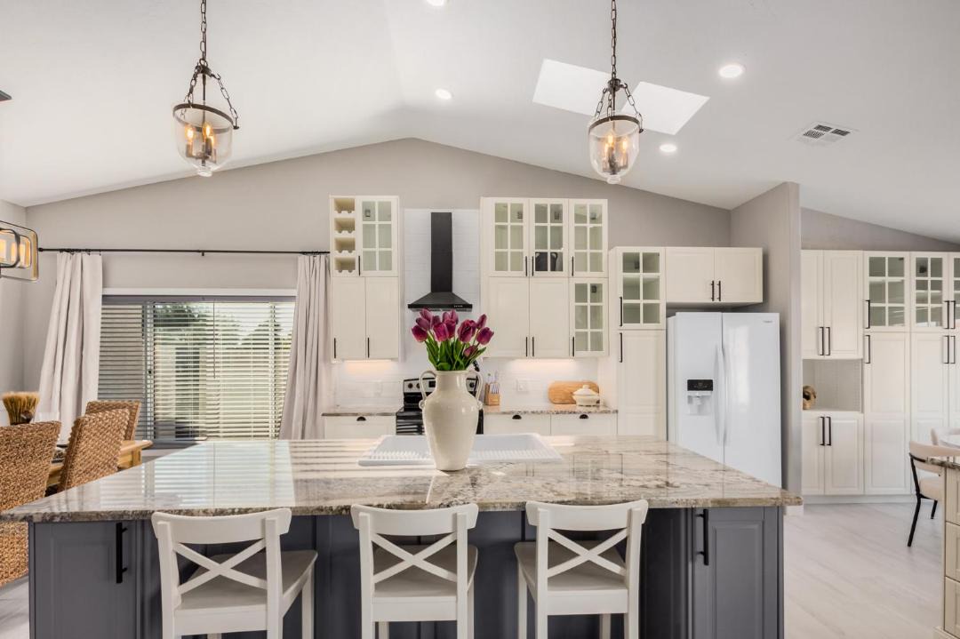 Photo of Kitchen in Alta Mesa Community Association