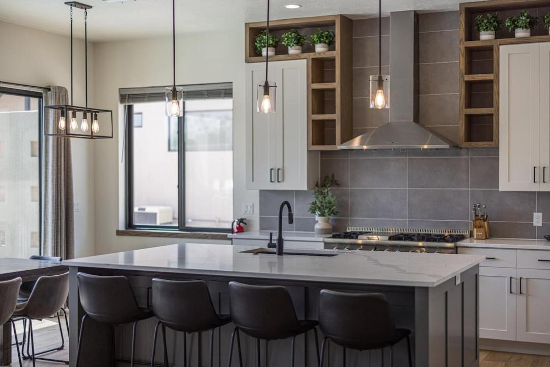 Photo of Kitchen in Hurricane