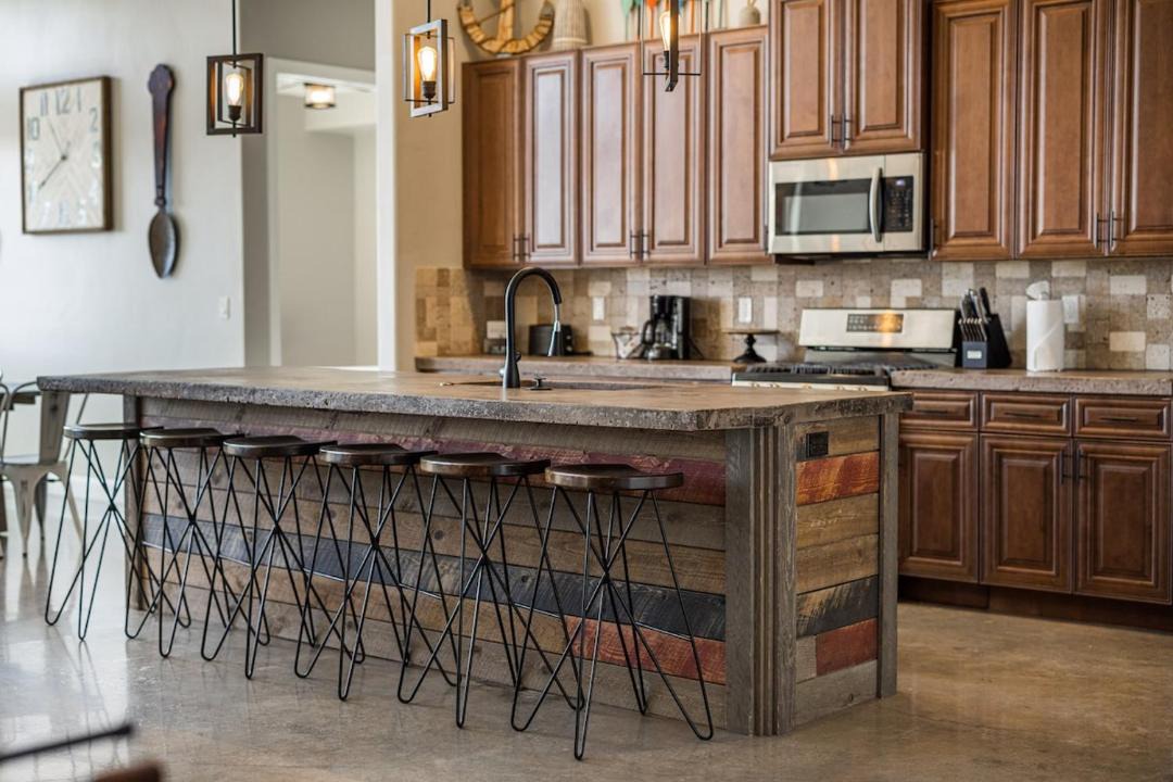 Photo of Kitchen in Hurricane