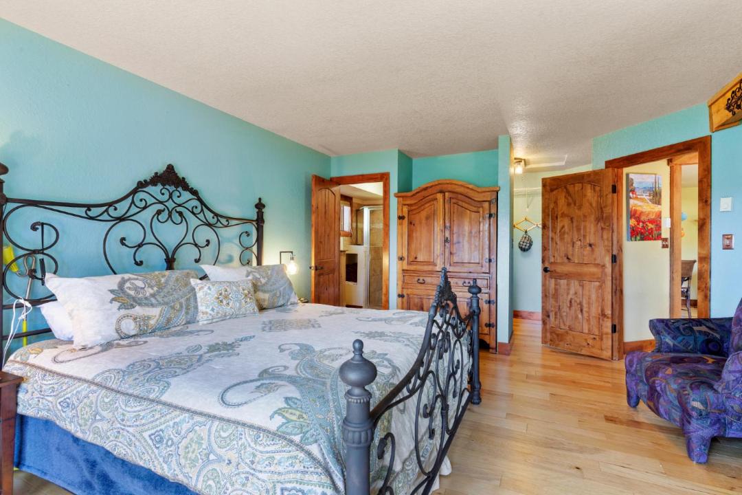 Photo of Bedroom in Woodland Park