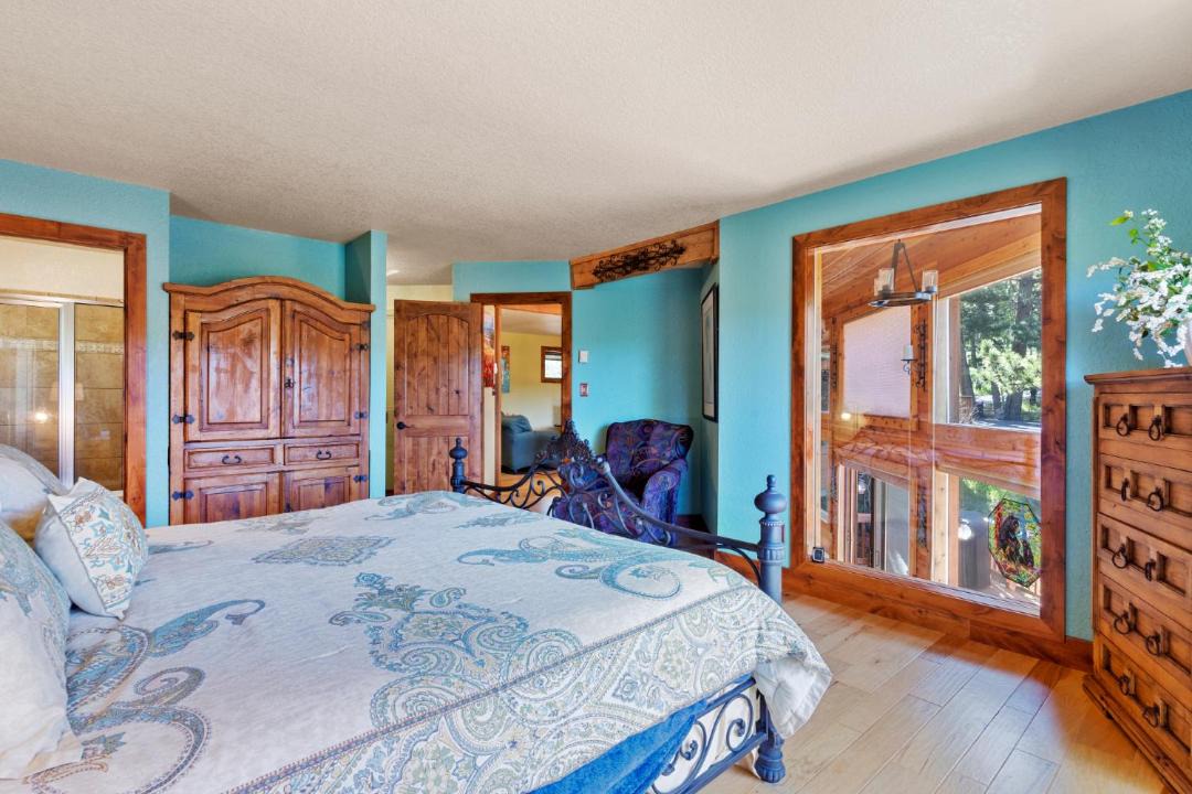 Photo of Bedroom in Woodland Park