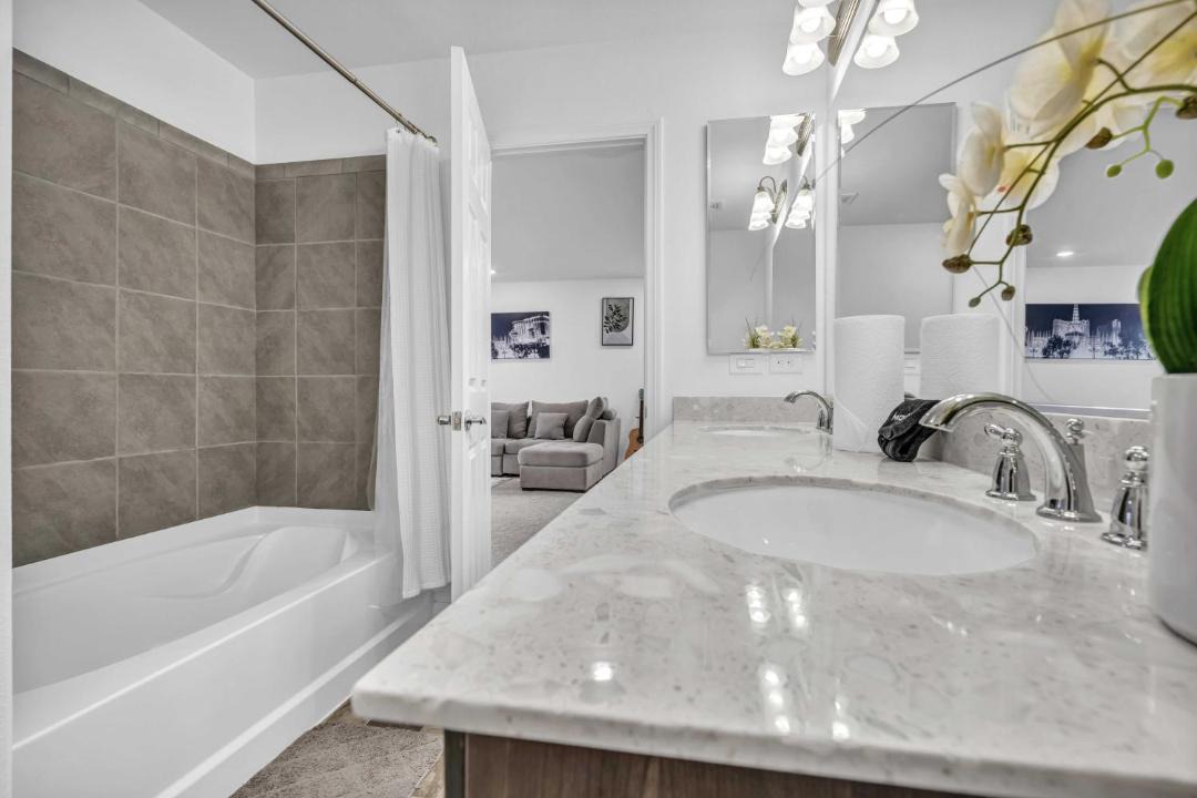 Photo of Bathroom in Enterprise
