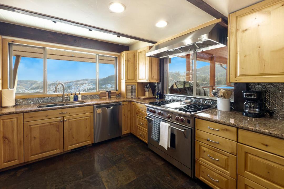 Photo of Kitchen in Summit Park