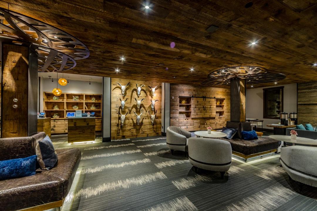 Photo of Livingroom in Teton Village