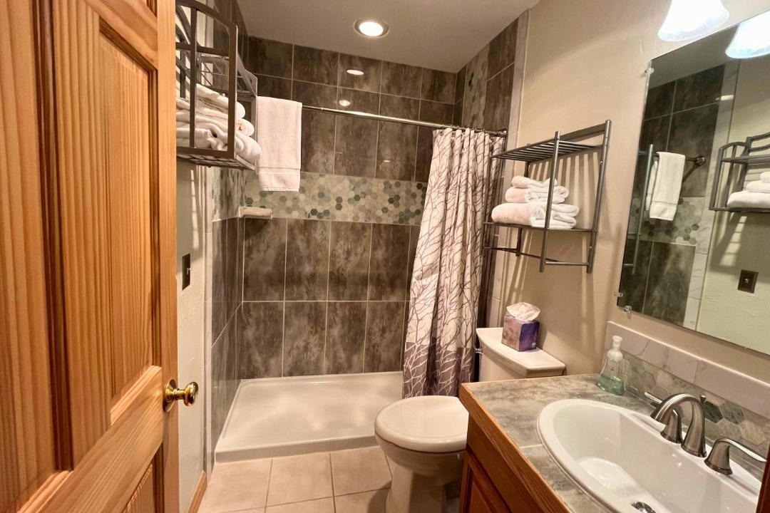 Photo of Bathroom in Clark