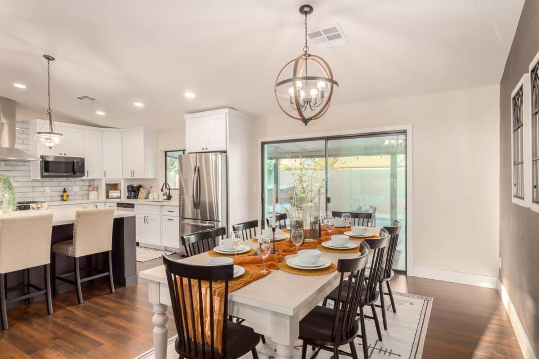 Photo of Kitchen in Broadway Palms