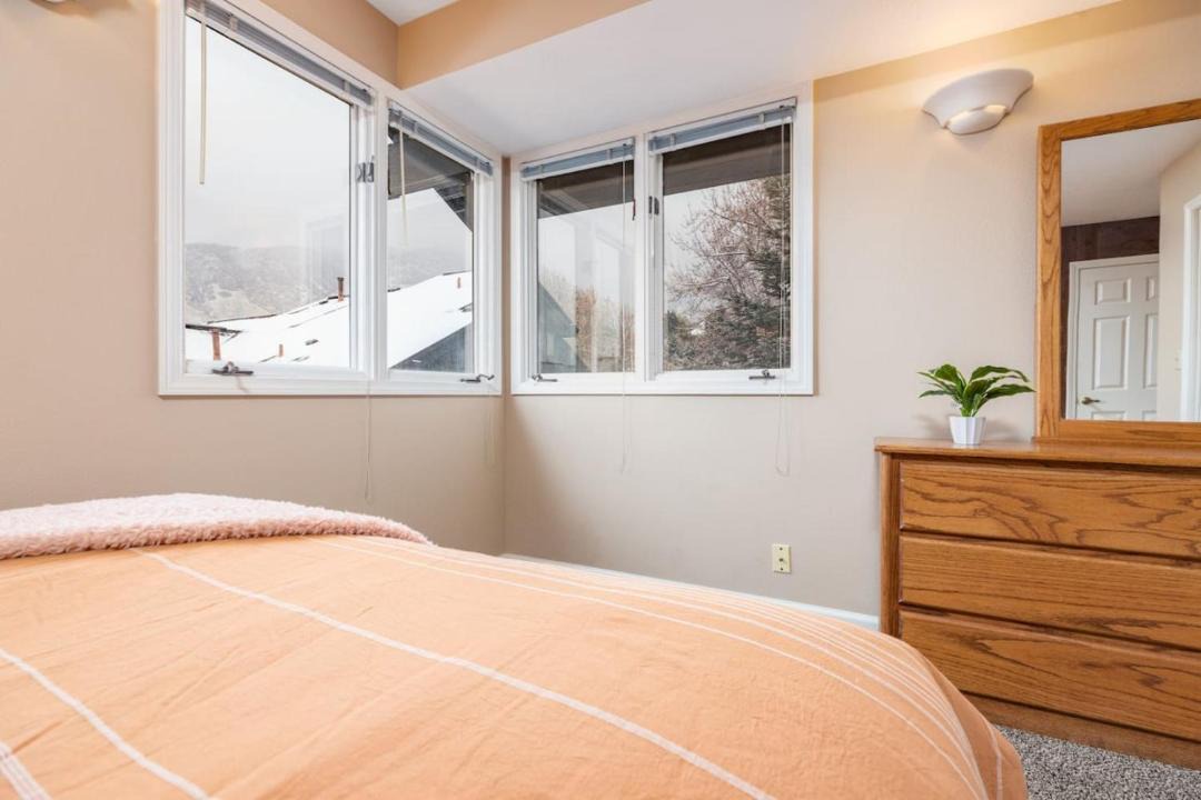 Photo of Bedroom in Cottonwood Heights