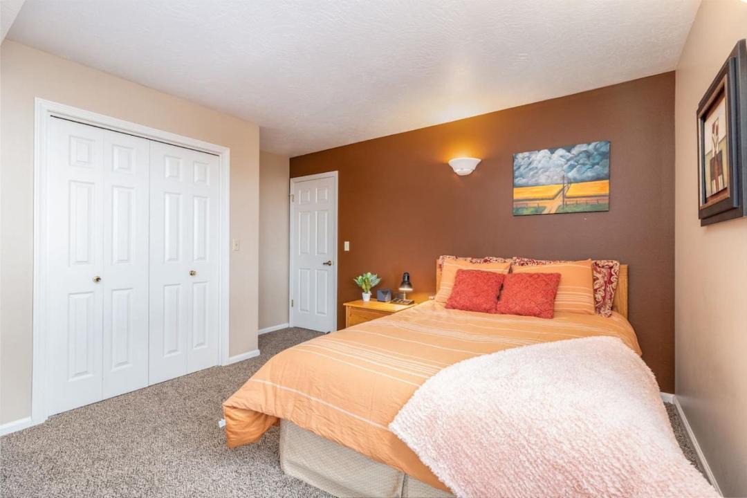Photo of Bedroom in Cottonwood Heights