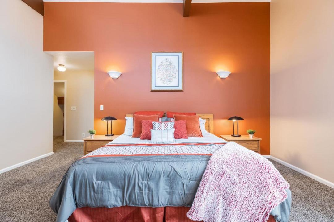 Photo of Bedroom in Cottonwood Heights