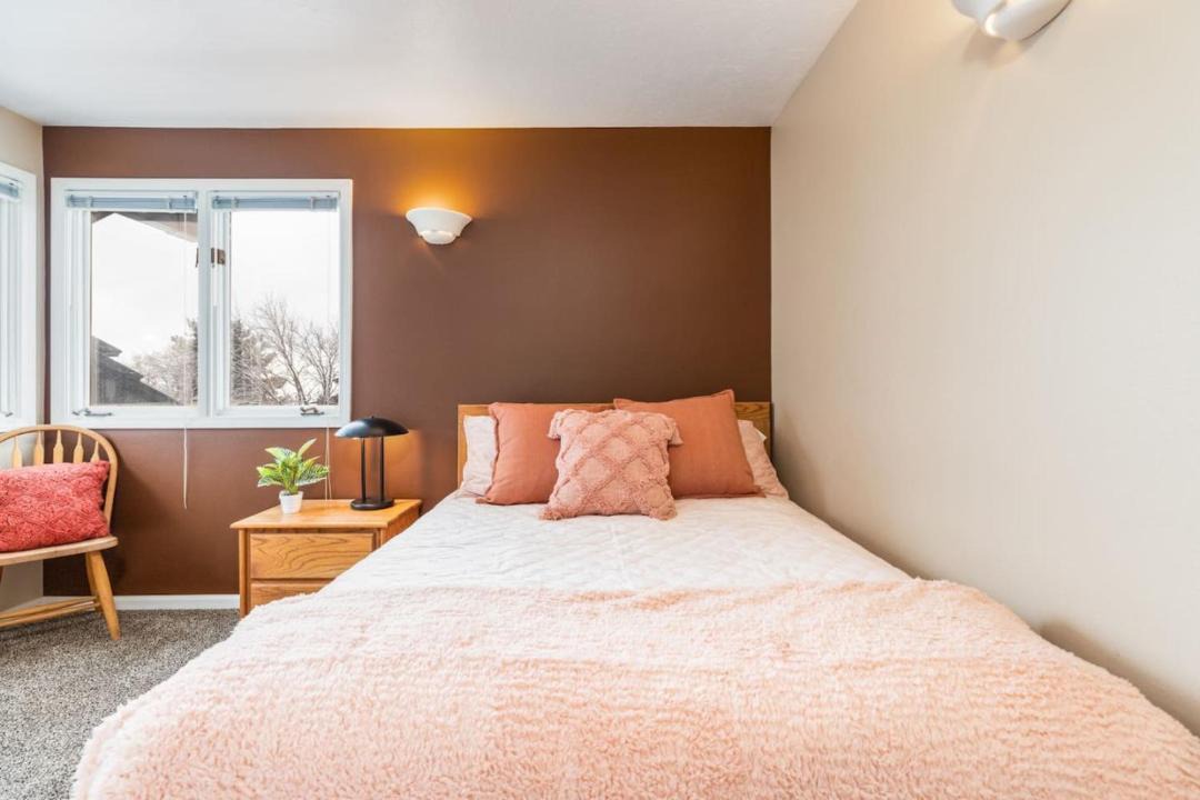 Photo of Bedroom in Cottonwood Heights