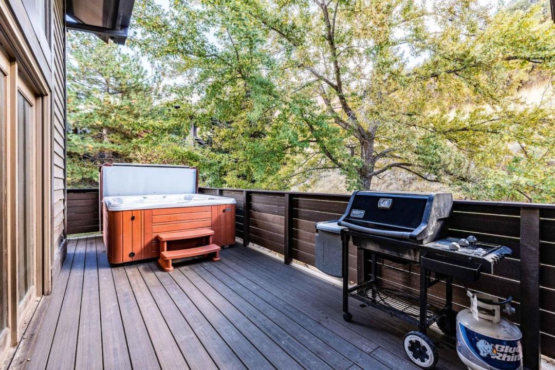 Photo of Patio Balcony in Cottonwood Heights