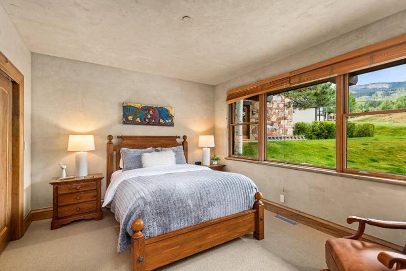 Photo of Bedroom in Snowmass Village