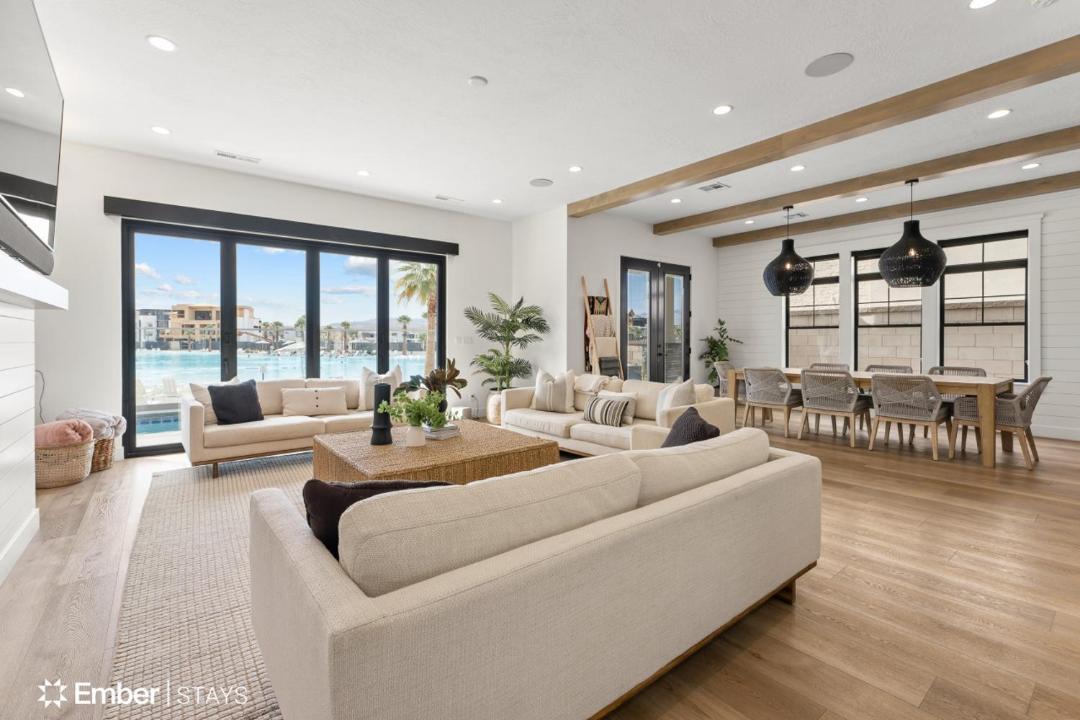 Photo of Livingroom in St. George