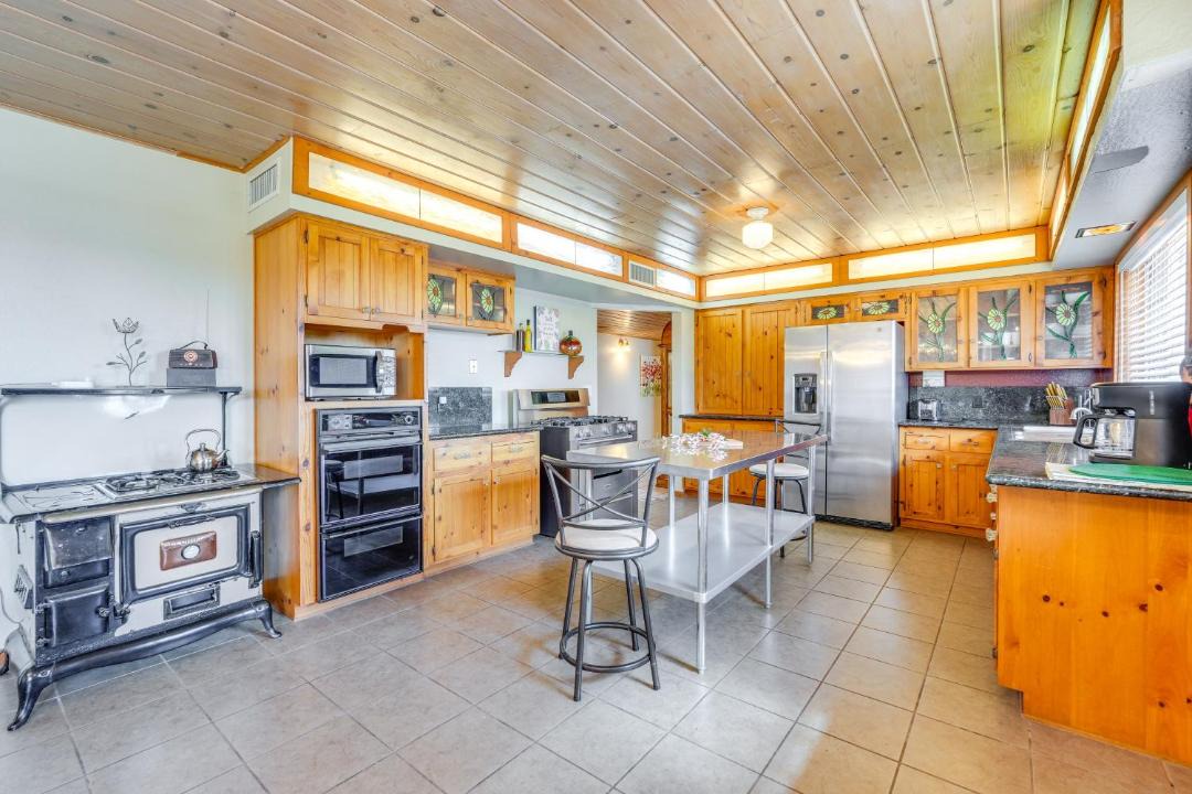 Photo of Kitchen in Paradise Valley Village