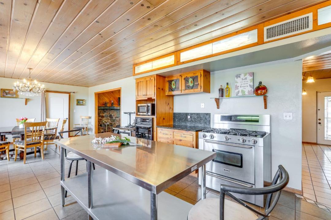 Photo of Kitchen in Paradise Valley Village