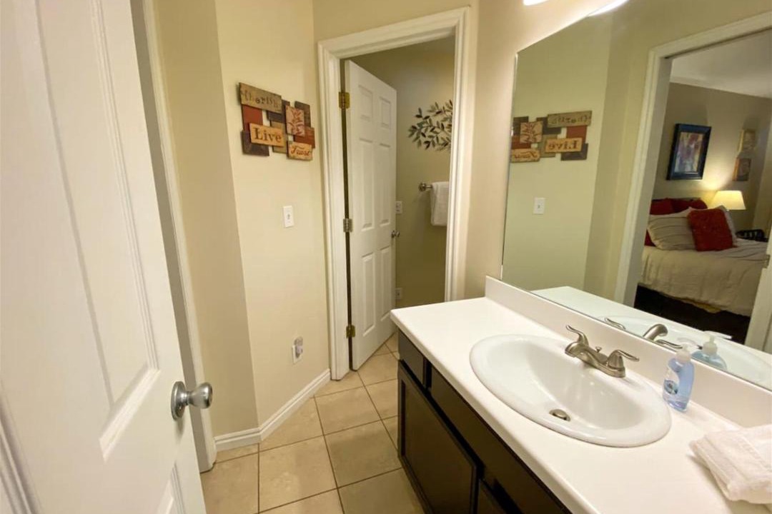 Photo of Bathroom in Harbor Village