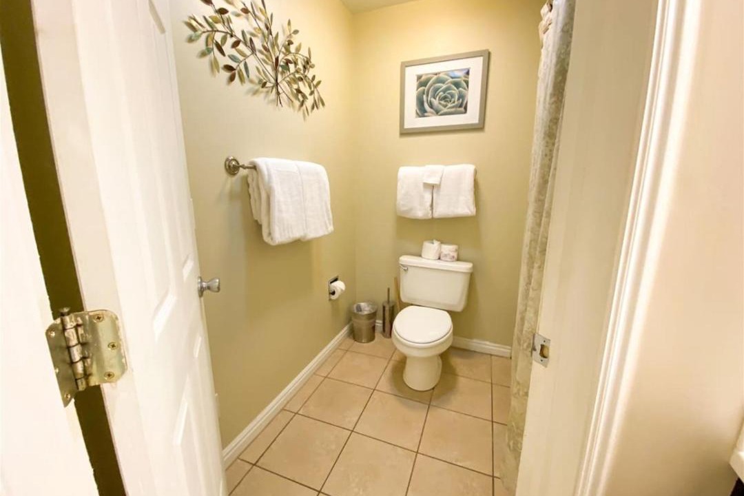Photo of Bathroom in Harbor Village