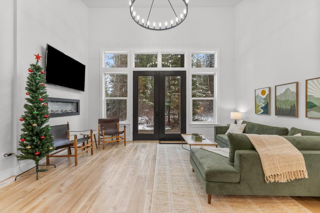 Photo of Livingroom in Wagon Wheel