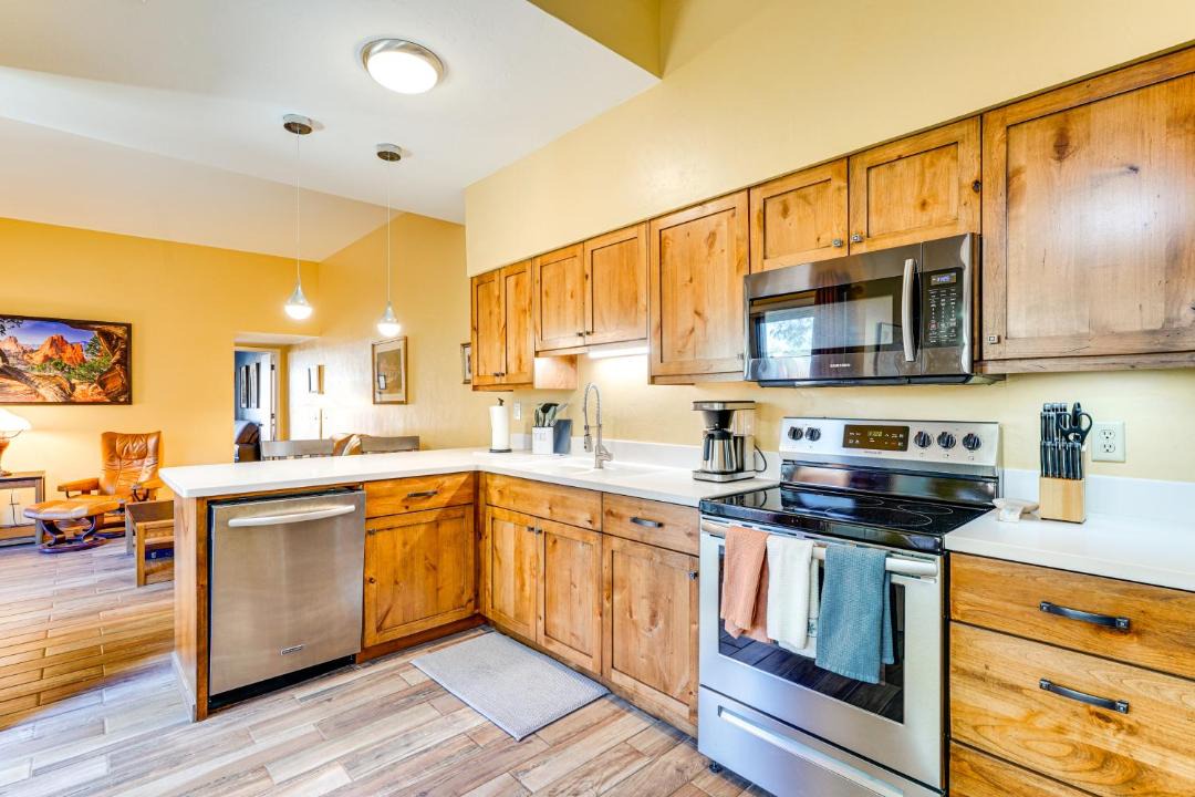 Photo of Kitchen in Gatewood Pointe Townhomes