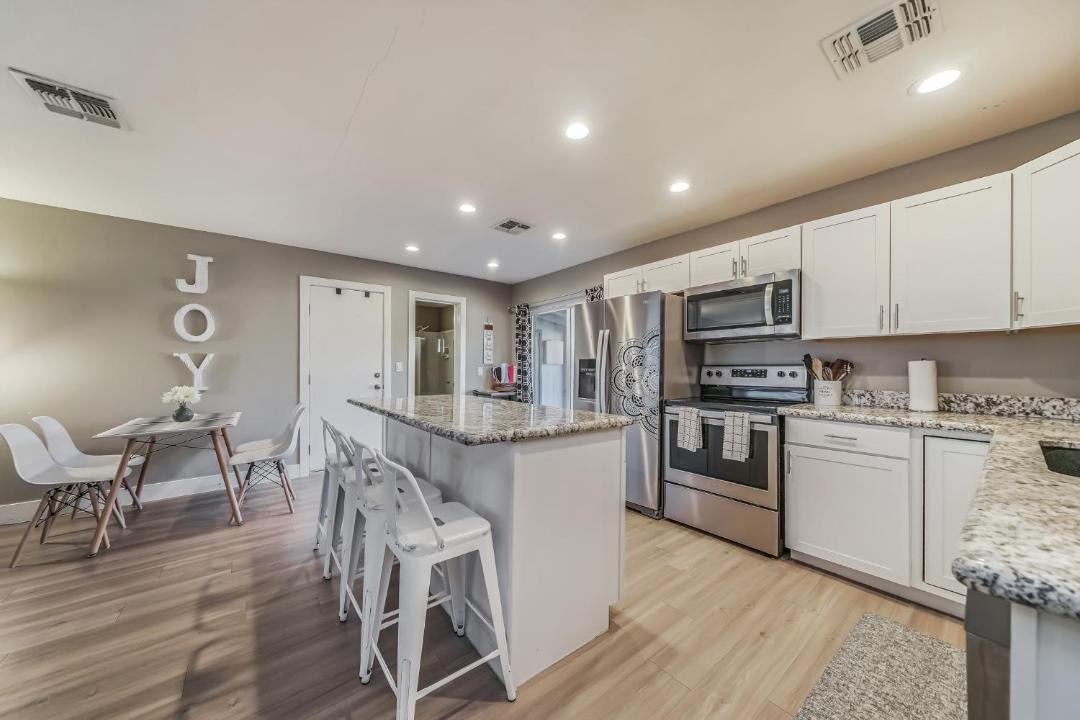 Photo of Kitchen in Daley Park