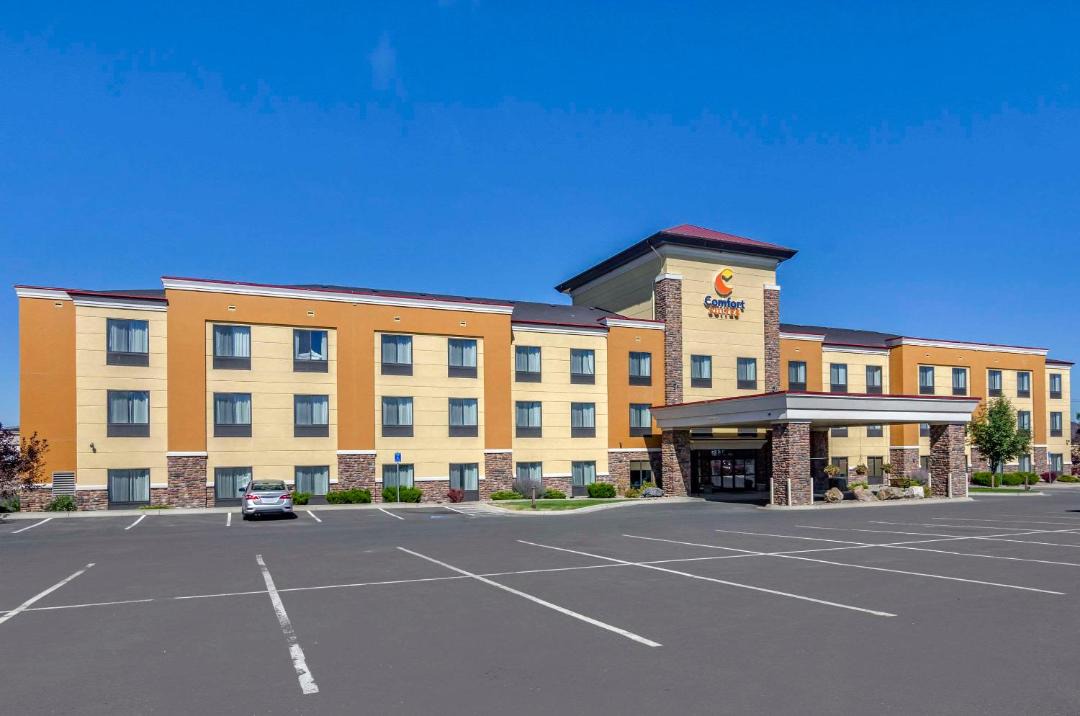 Photo of Others in Helena